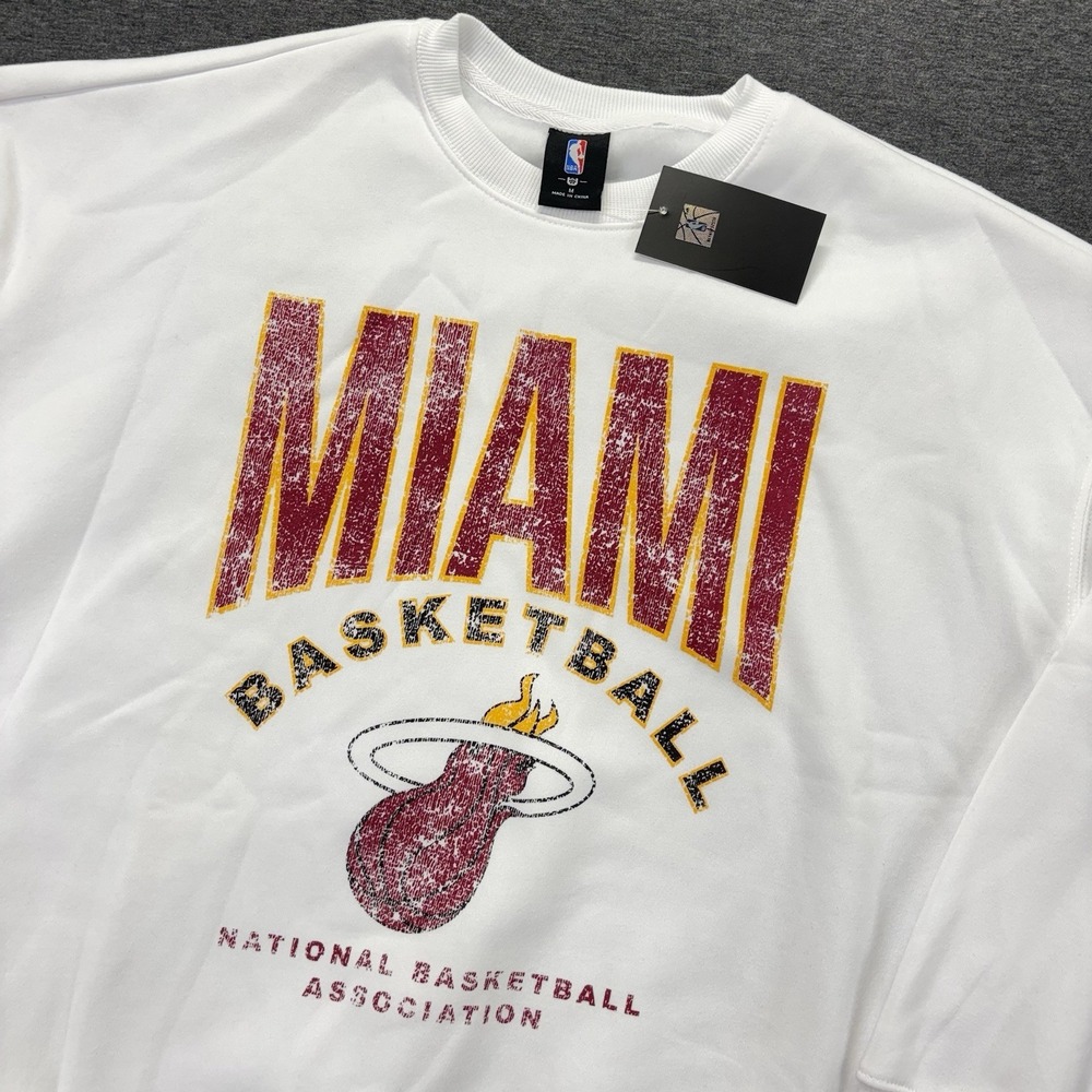NBA Miami Heat Crew Neck Sweatshirt Color White Unisex Size Medium NWT